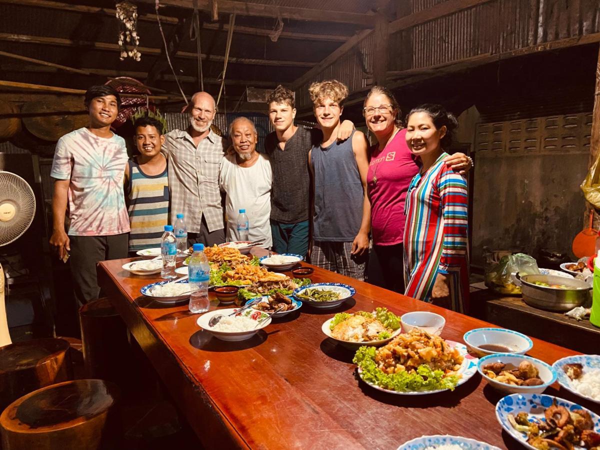 Lazy Mango Home Stay Phum Pouth ma Srei Kültér fotó